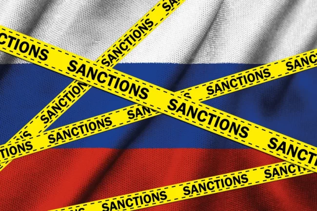 Cel de-al 10-lea pachet de sancțiuni împotriva Rusiei: Noi bănci, persoane și companii, pe lista neagră