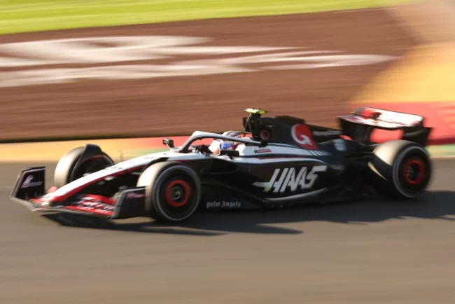 Marele Premiu de Formula 1 al Australiei: spectator lovit de o bucată din monopostul lui Kevin Magnussen