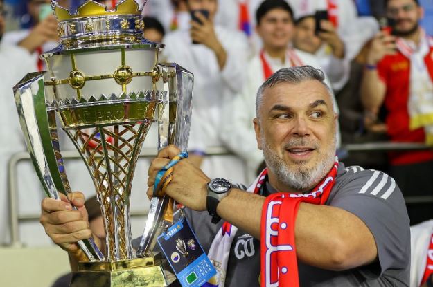 Cosmin Olăroiu şi jucătorii săi au primit o avere după ce au câştigat Cupa Preşedintelui