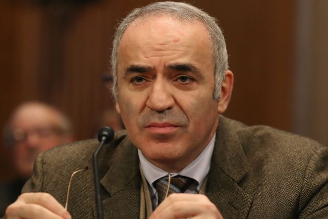 Primele amintiri despre România ale marelui maestru Garry Kasparov: „Astea îmi vin în minte”
