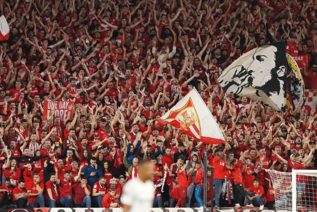 „Revoltă” în Spania! Fanii Sevilliei, pregătiți de o decizie drastică înainte de meciul cu Real Madrid
