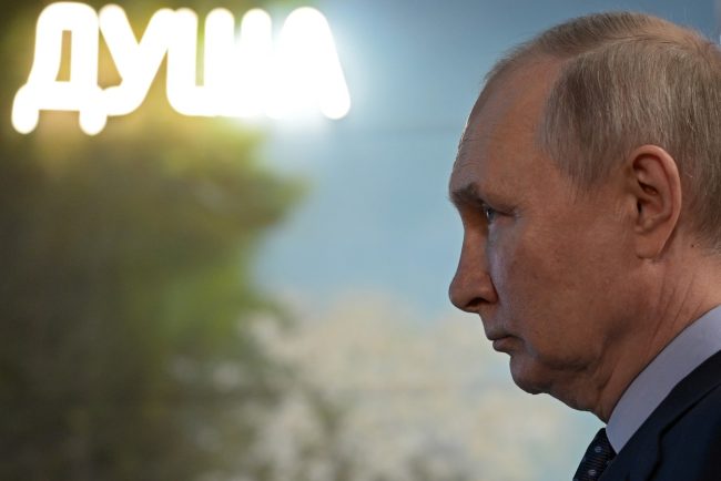 Opoziţia din Africa de Sud cere o ordonanță care să oblige autoritățile să-l aresteze pe Putin, dacă vizitează țara