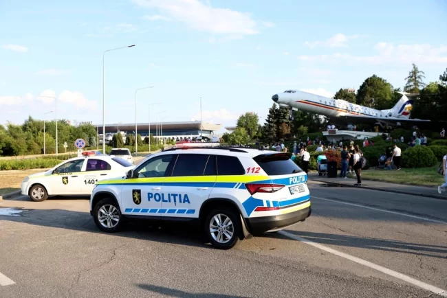 Autorul atacului armat de pe Aeroportul Chișinău a murit. Incidentul s-a soldat cu două decese