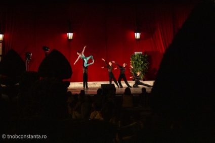 Teatrul National de Opera si Balet Oleg Danovski“ va asteapta la Amor caliente“! Intrarea este libera