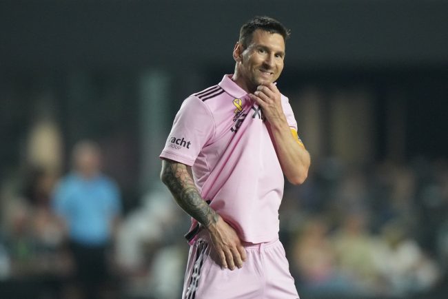 Lovitura primită de Leo Messi în America: starul argentinian, scos de pe teren după 37 de minute de joc