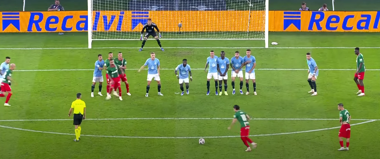 ”Intervenție incredibilă”. Ianis Hagi a fost aproape de un euro-gol, în Celta Vigo