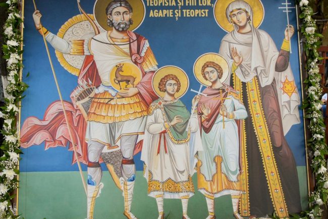 Parohia Iancu Vechi -Mătăsari, singura biserică din Capitală ocrotită de Sf. M. Mc. Eustaţie, Teopista, Agapie și Teopist îşi sărbătoreşte hramul de toamnă