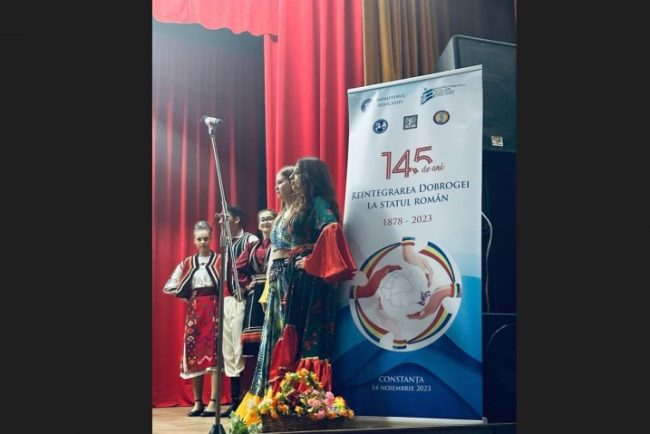 Ziua Dobrogei, marcata de elevii din judetul Constanta! Spectacol impresionant pe scena Palatului Copiilor Constanta
