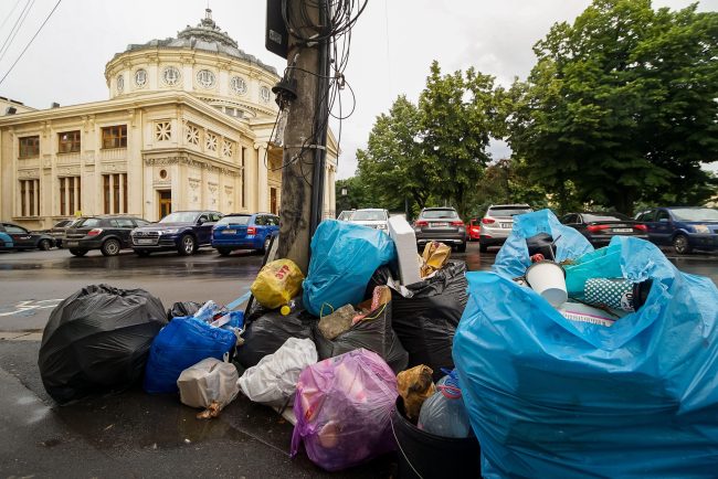 Comisia Europeană a declanșat procedura de infringement împotriva României în privința gestionării deșeurilor