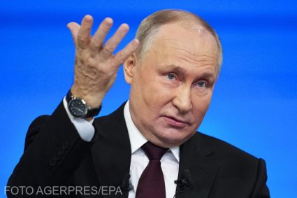 Putin spune că femeile sunt ‘imensa rezervă’ a Rusiei