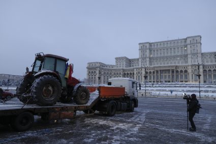 Răsturnare de situație la protestul din București. Un singur tractor e în Piața Constituției unde erau așteptați 5.000 de fermieri