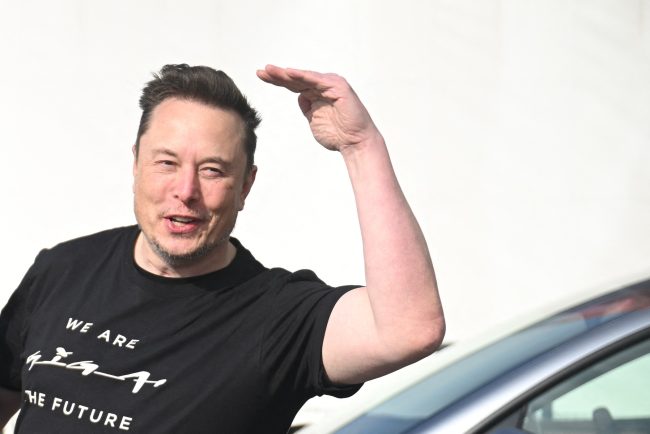 Elon Musk recunoaște că ia ketamină împotriva depresiei și spune că investitorii ar trebui să-și dorească să o ia în continuare