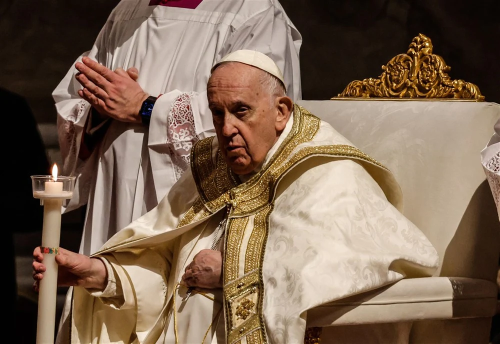 Papa Francisc și-a anulat participarea la procesiunea „Via Crucis“ de la Colosseum din Roma în ultimul moment
