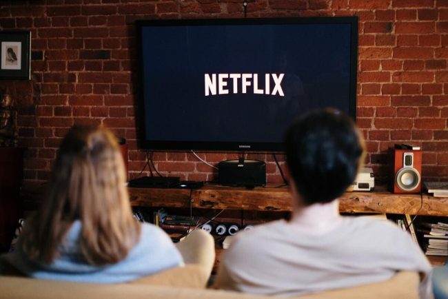 Netflix scumpește unele abonamente. Cine sunt clienții care vor plăti mai mult