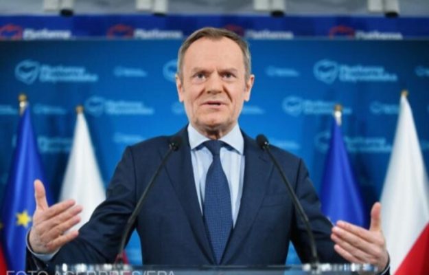 Tusk solicită UE să ajute ţările vecine Ucrainei, printre care Polonia și Estonia