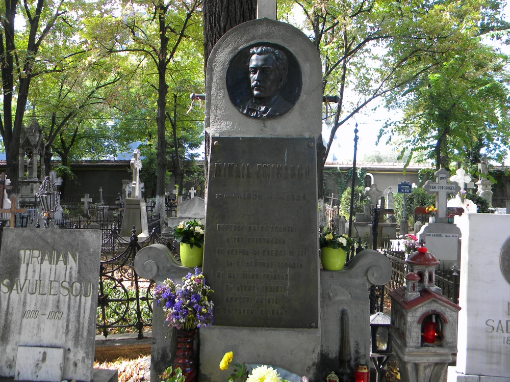 15 iunie: Ziua în care a murit, acum 135 de ani, genialul Eminescu. Ultimele versuri găsite în buzunarul său