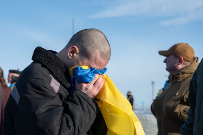 Un nou schimb de prizonieri între Rusia şi Ucraina. Fiecare țară a eliberat câte 90 de soldați