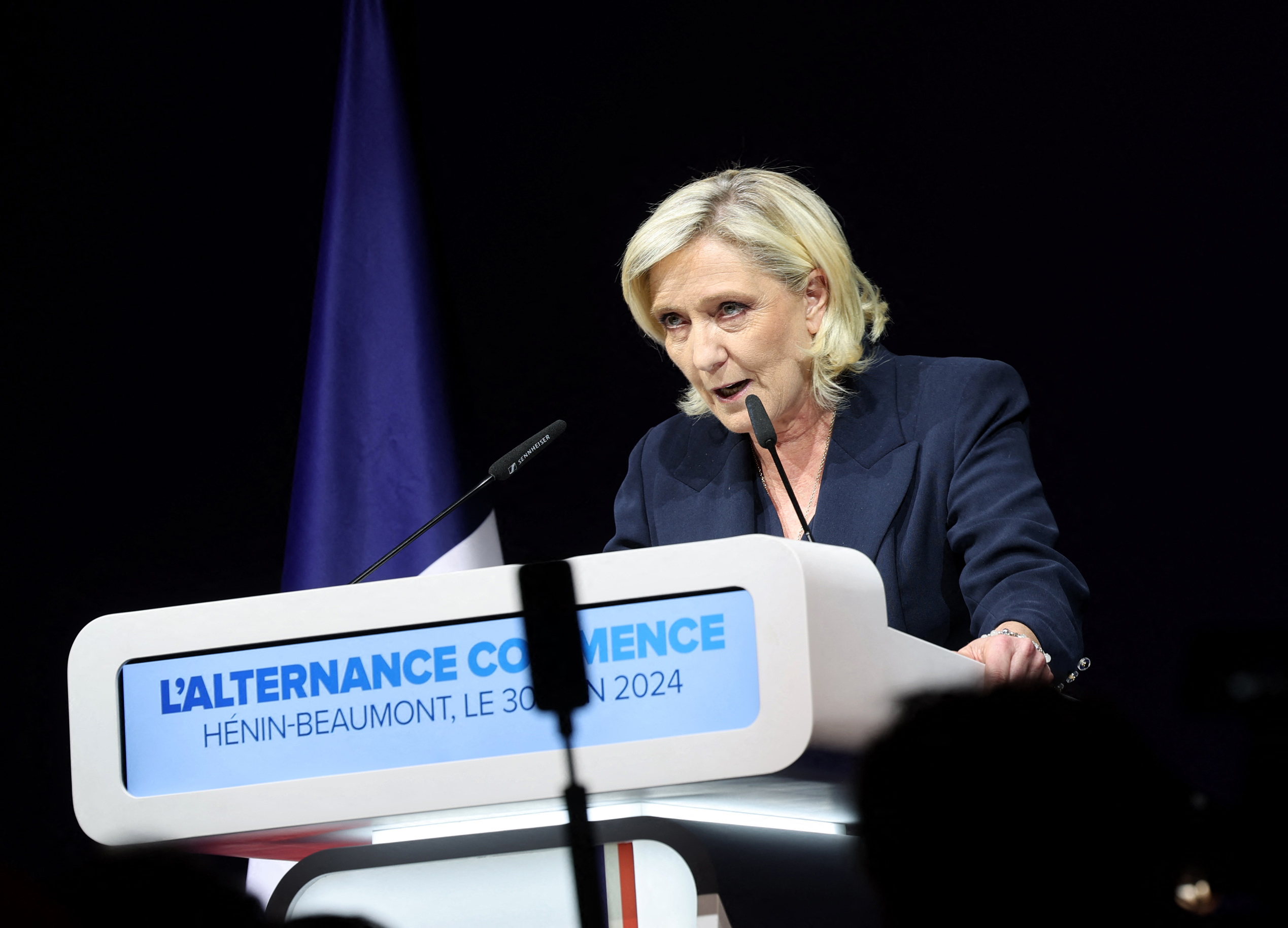 Rezultate Exitpoll. Extrema dreaptă a câștigat alegerile din Franța. Macron cere o „mare alianță democratică și republicană” în turul 2