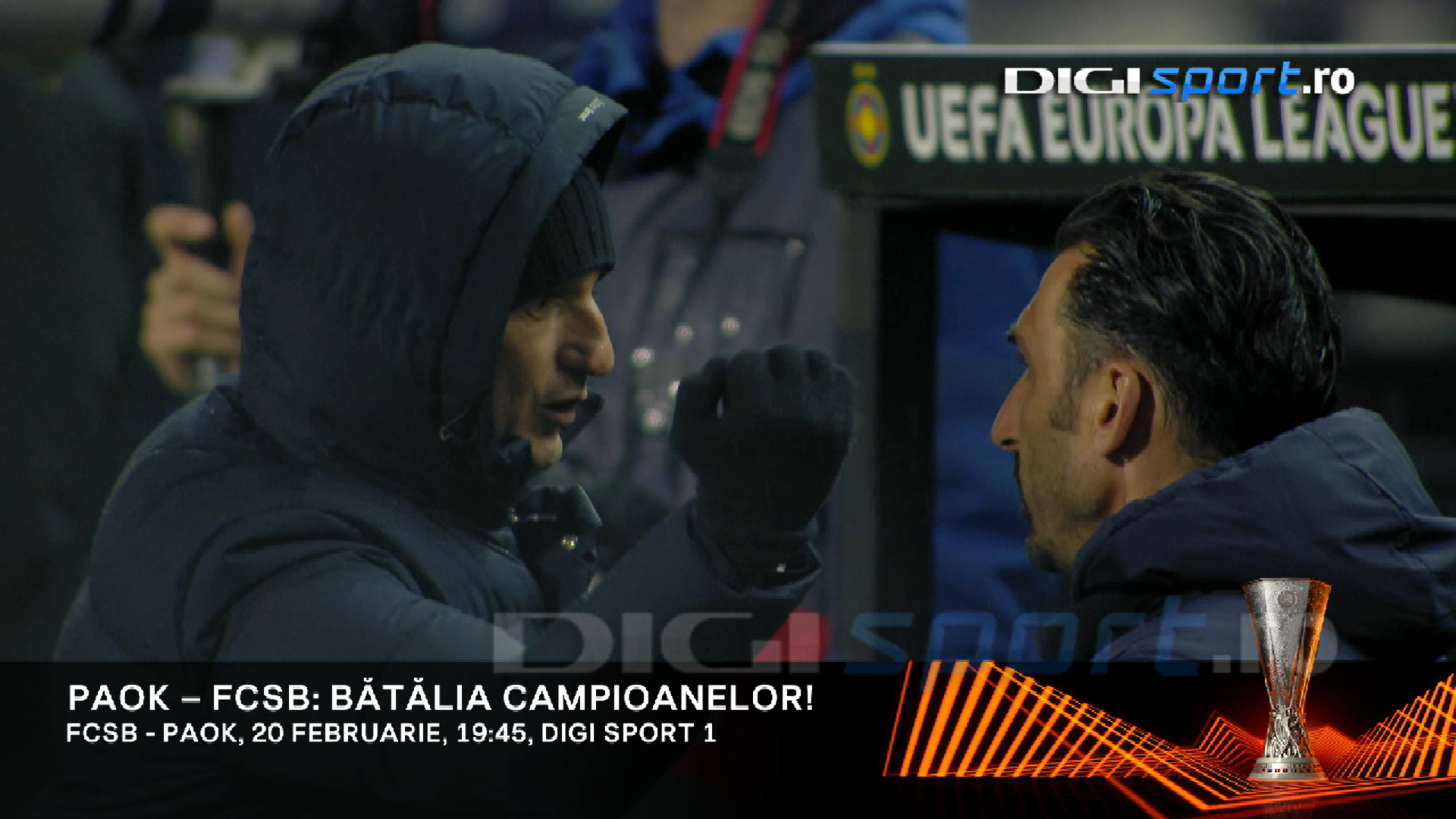„Ce face Răzvan? Îi explică ce vrea să joace? Nu înțeleg!” Momentul nu le-a scăpat camerelor. Ce au făcut Lucescu și Charalambous