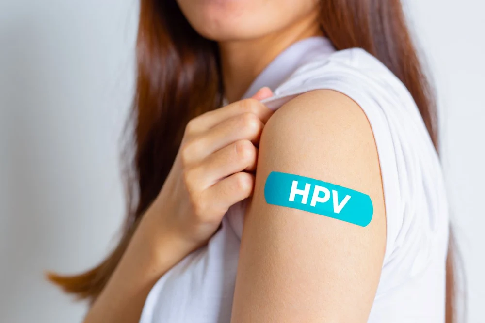 Câți bărbați s-au vaccinat anti-HPV în România. Întrebarea simplă pusă de medici pentru a înțelege de ce e nevoie de protecție de la vârste mici