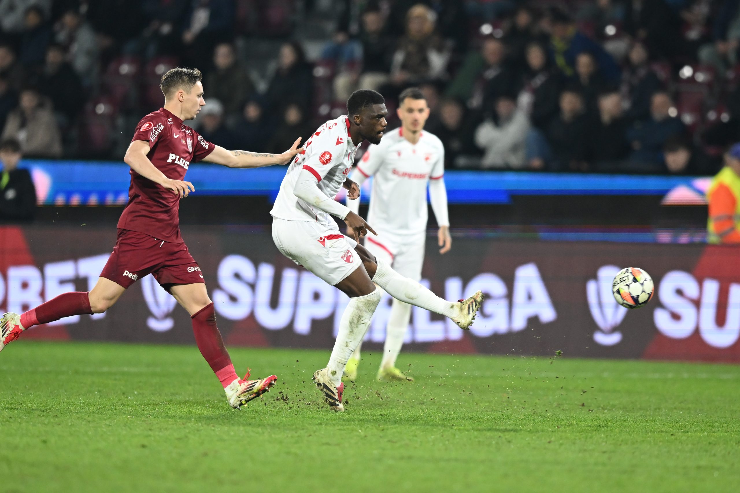 ”Inexplicabil!”. A văzut ce a făcut în CFR Cluj -a ”mitraliat” în direct