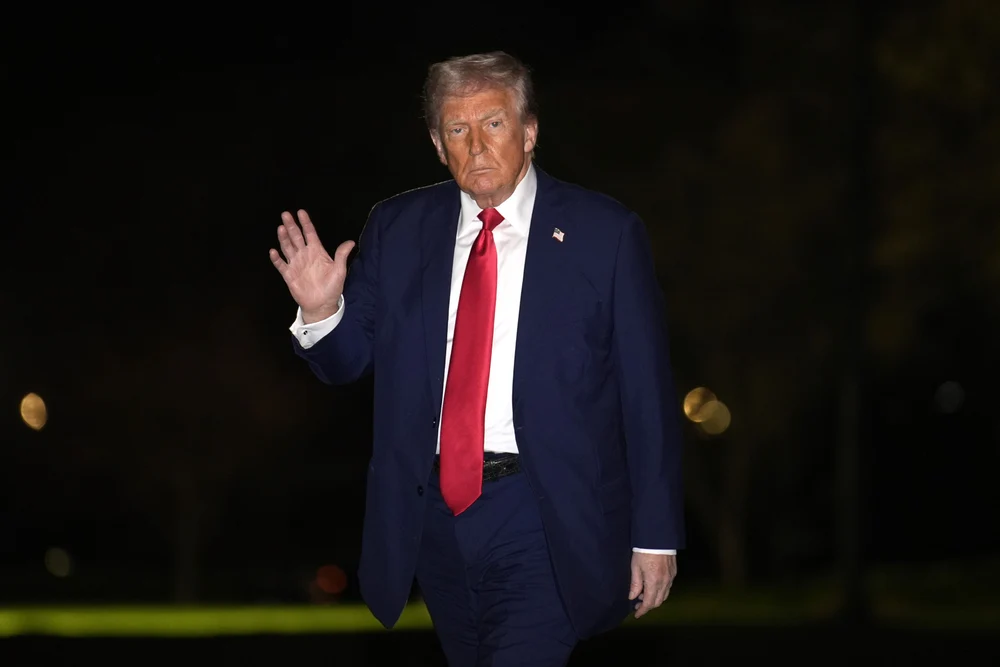 Trump promite un acord pentru TikTok: „Mi-aș dori să rămână în viață”