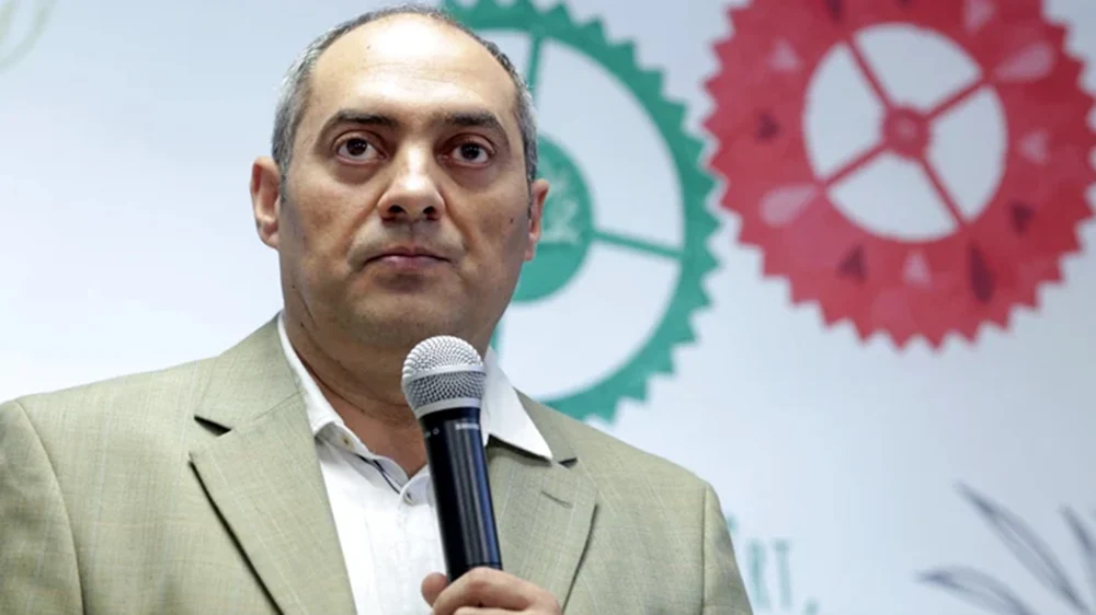 Alegătorii tăcuți pot răsturna rezultatul. Cine sunt românii care ar putea decide soarta turului II al prezidențialelor