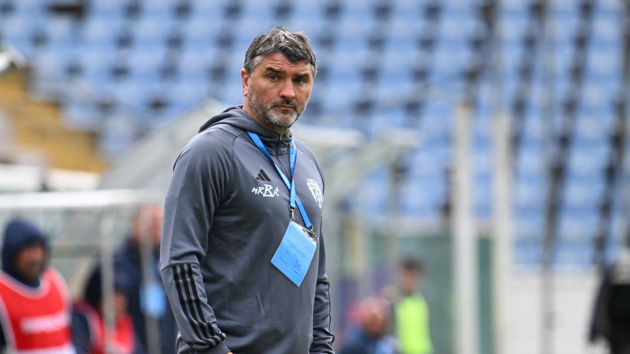 „Bătălie pe viață și pe moarte”. Anunțul lui Adrian Mihalcea înaintea ultimului meci din play-out