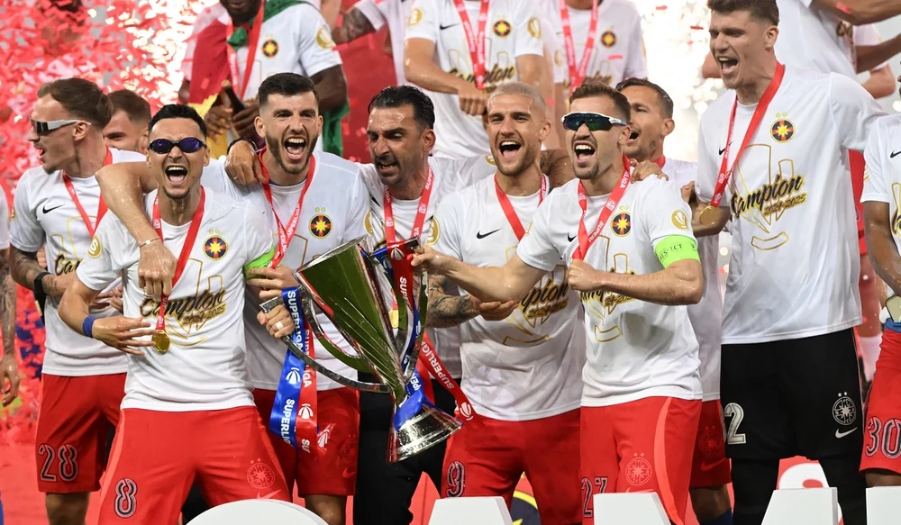 FCSB dă lovitura în prelungiri și câștigă primul trofeu al sezonului: Supercupa României