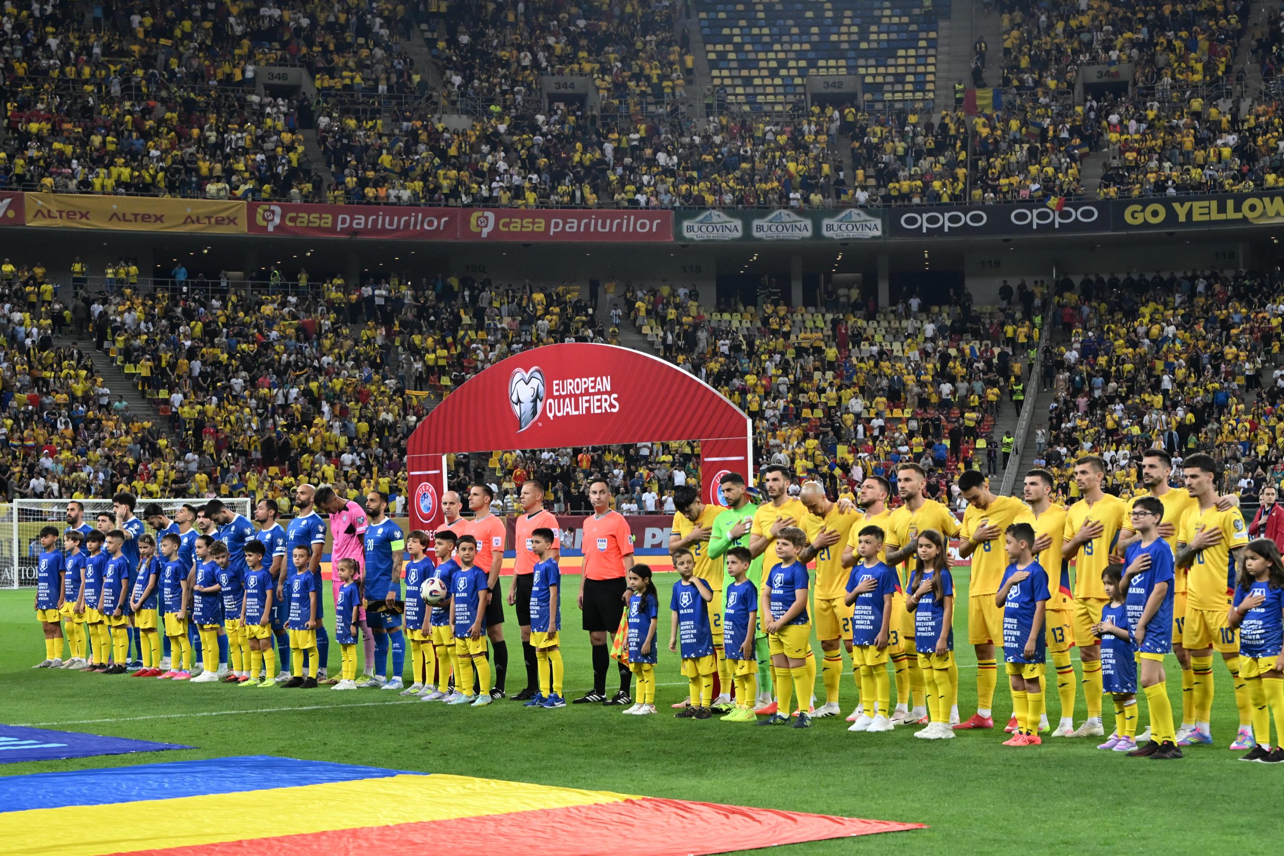 Stanciu, Hagi și Drăgușin, imagine virală la meciul cu Cipru