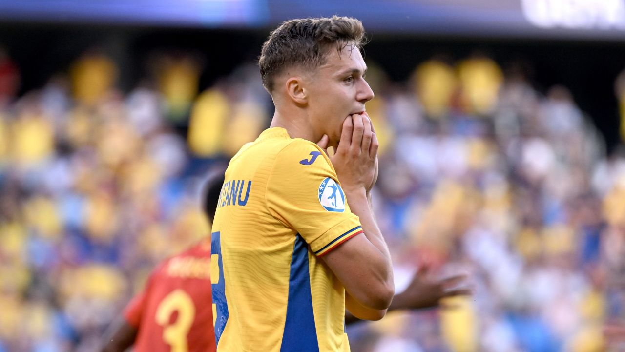 CFR Cluj anunță: „Am refuzat ofertele de 8 milioane de euro pentru Louis Munteanu. Decizia e la domnul Varga”