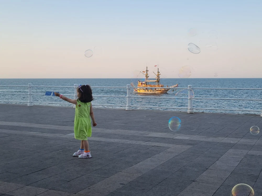 Povești din Portul Turistic Tomis: „Am înlemnit: la bord au urcat Gheorghe Dinică, Marin Moraru și Radu Beligan“