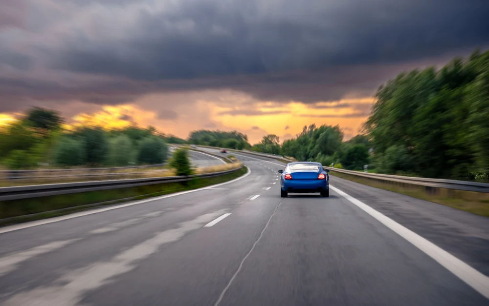 Ce trebuie să faci dacă ai pană pe autostradă. Obligațiile șoferilor aflați în situația dificilă