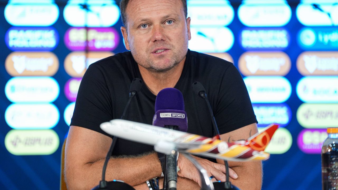 Noul antrenor al lui Ianis Hagi a cedat: ”Ca să rezum: Un dezastru!”