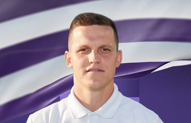 Soțul ”celei mai frumoase fotbaliste din România” a semnat: ”Bine ai revenit”