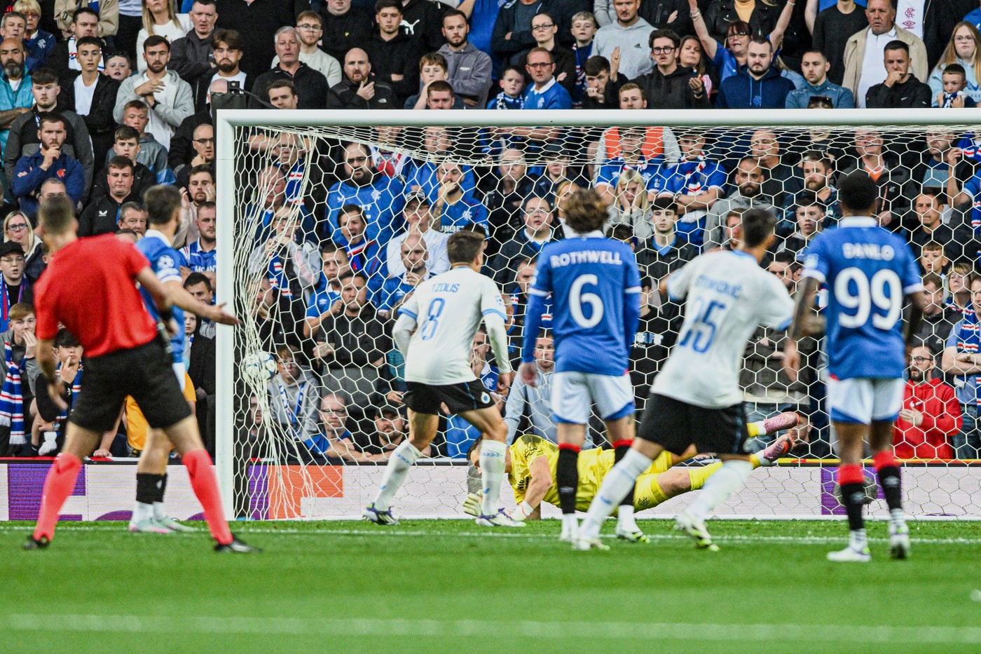 Le-a ținut Ianis Hagi ghinion? Au fost aproape de umilința serii în Champions League: era 0-3 în minutul 20