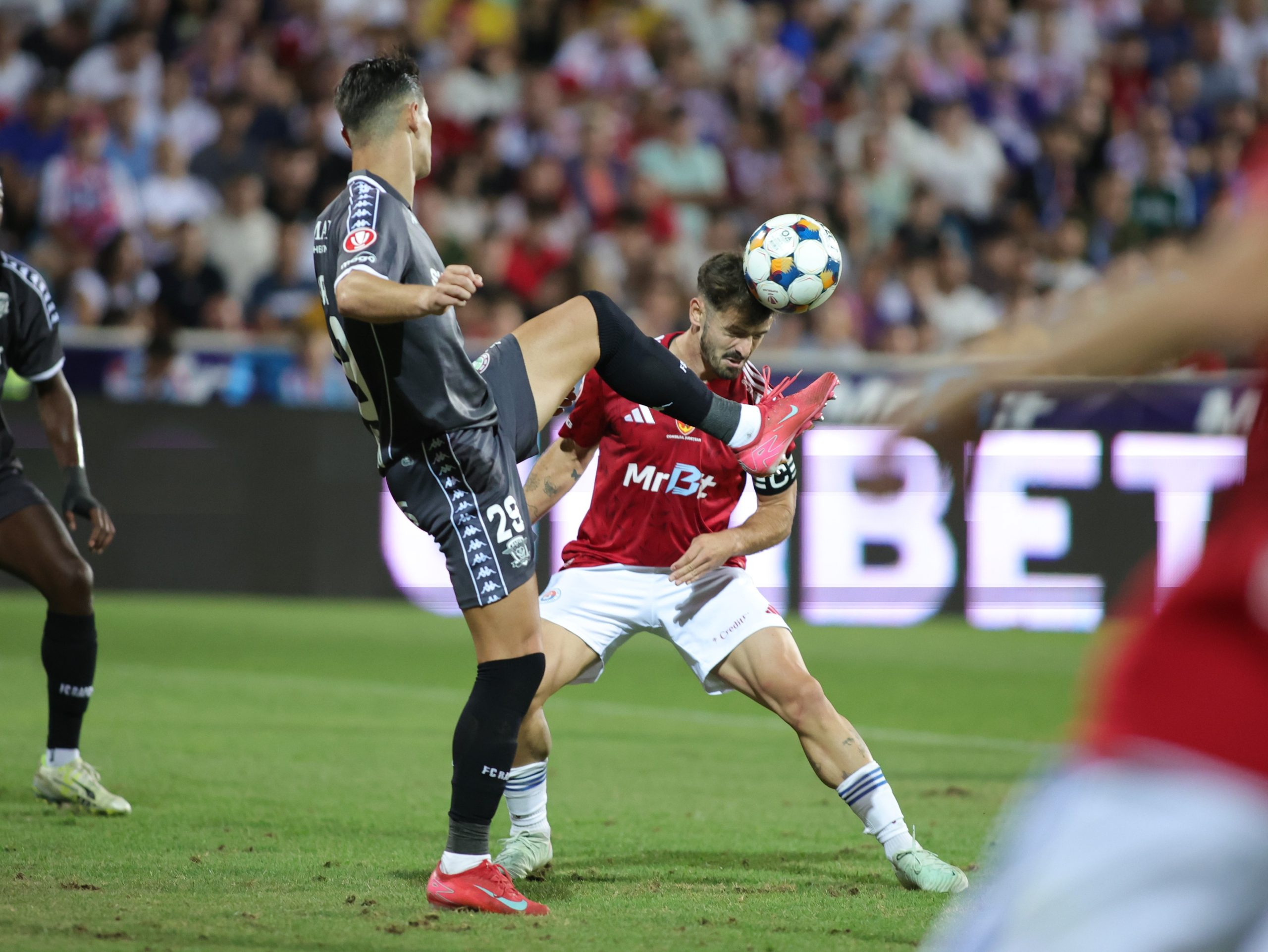 Oțelul -1. Remiză la capătul unui meci disputat! Giuleștenii au cerut un penalty, VAR-ul n-a intervenit