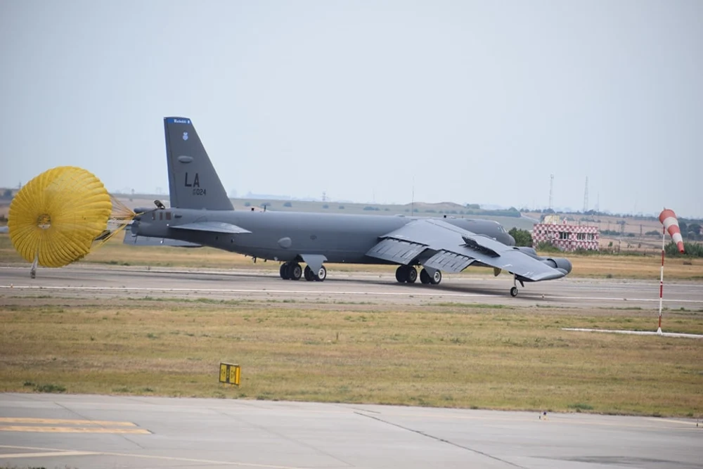 Nicușor Dan a informat Parlamentul în legătură cu prezența unor mijloace militare ale SUA pe teritoriul României