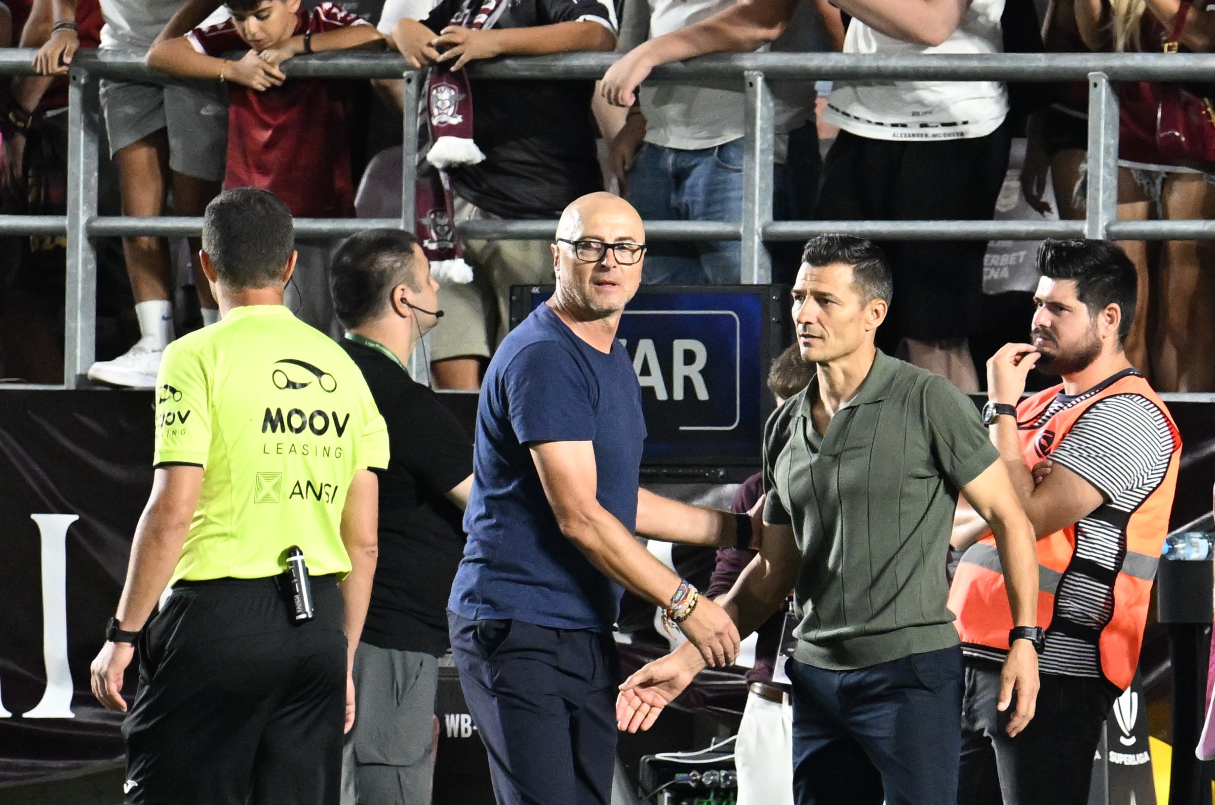 Leo Grozavu a cerut să intre în direct și a vorbit din nou despre ”liniile din Giulești”. Ce a spus Marius Avram