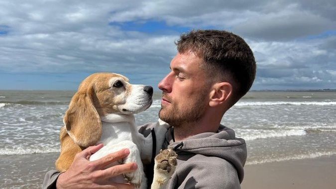 Un fost jucător din Premier League și-a pierdut câinele și oferă o sumă amețitoare pentru cine îl găsește: ”Ne rugăm să fie bine”