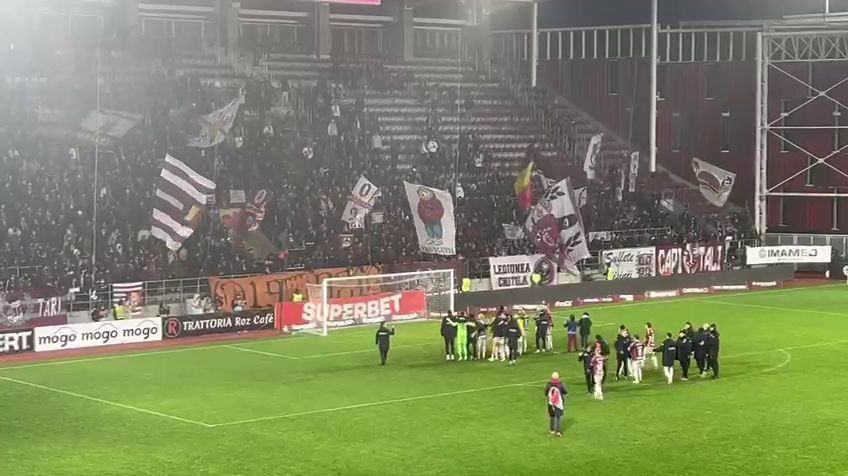 ”Cine e pe primul loc, cine e pe primul loc, Rapidul e”