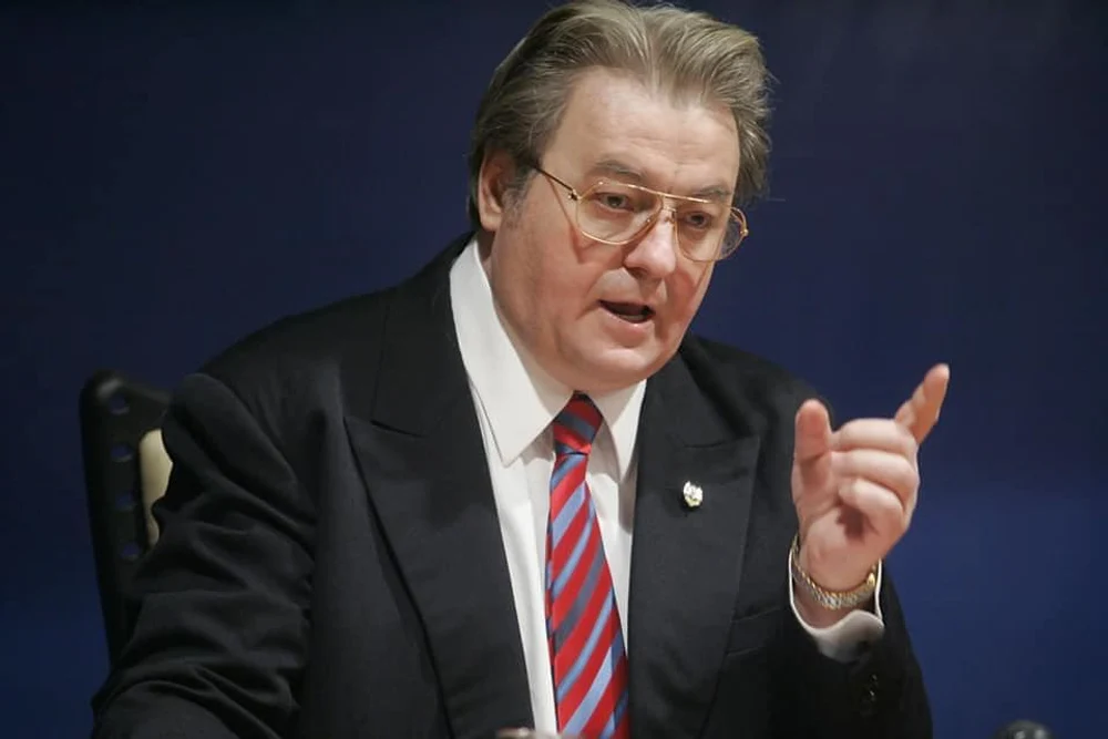 28 noiembrie: Ziua în care s-a născut Corneliu Vadim Tudor