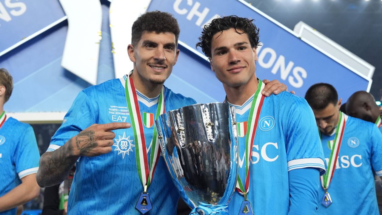 Vă rugăm să returnați fotbalul fanilor! Cristi Pintea scrie despre finala Supercupei Italiei