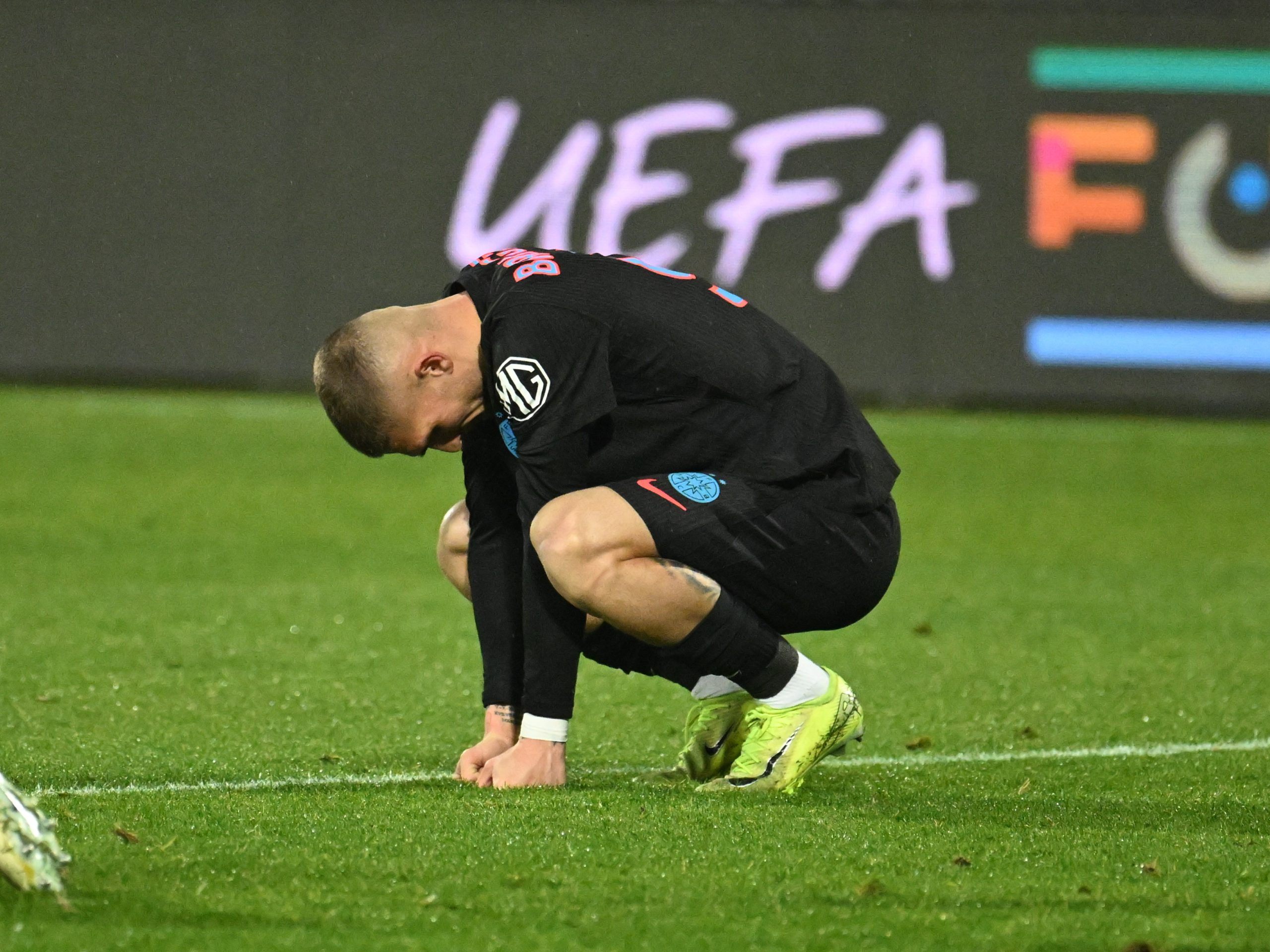 FCSB va avea doar 3 rezerve cu Feyenoord! Reacția olandezilor + Cum arată lista absenților