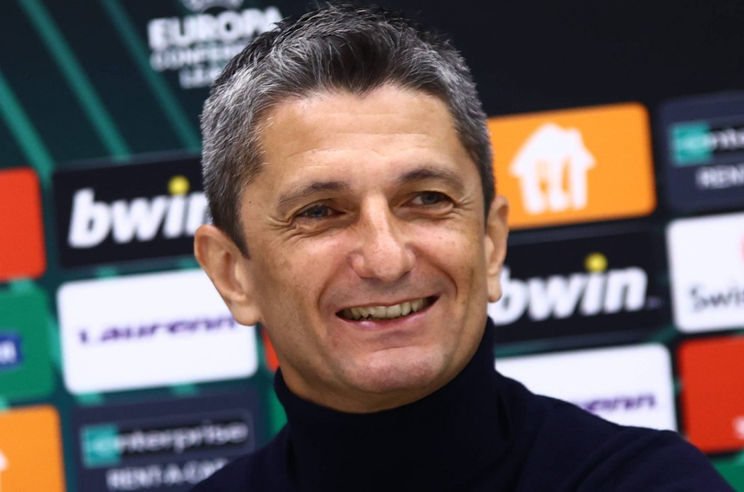 Răzvan Lucescu a făcut spectacol și a urcat pe primul loc în Grecia