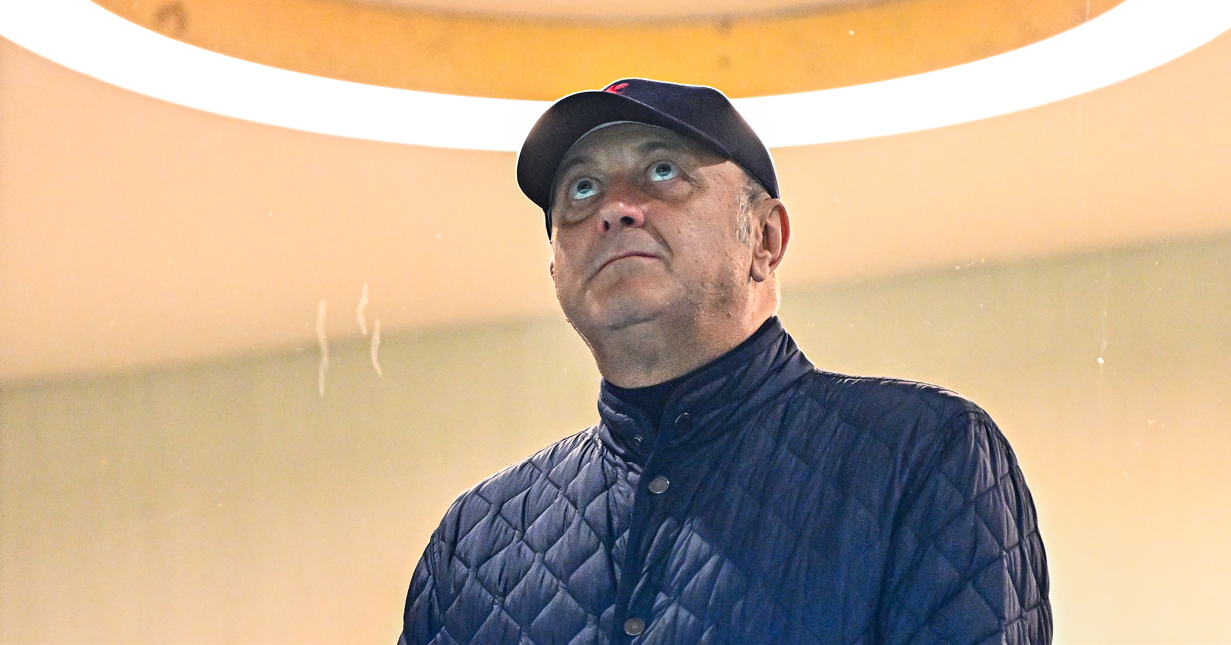 Dan Șucu are concurență pentru transferul lui Edin Dzeko