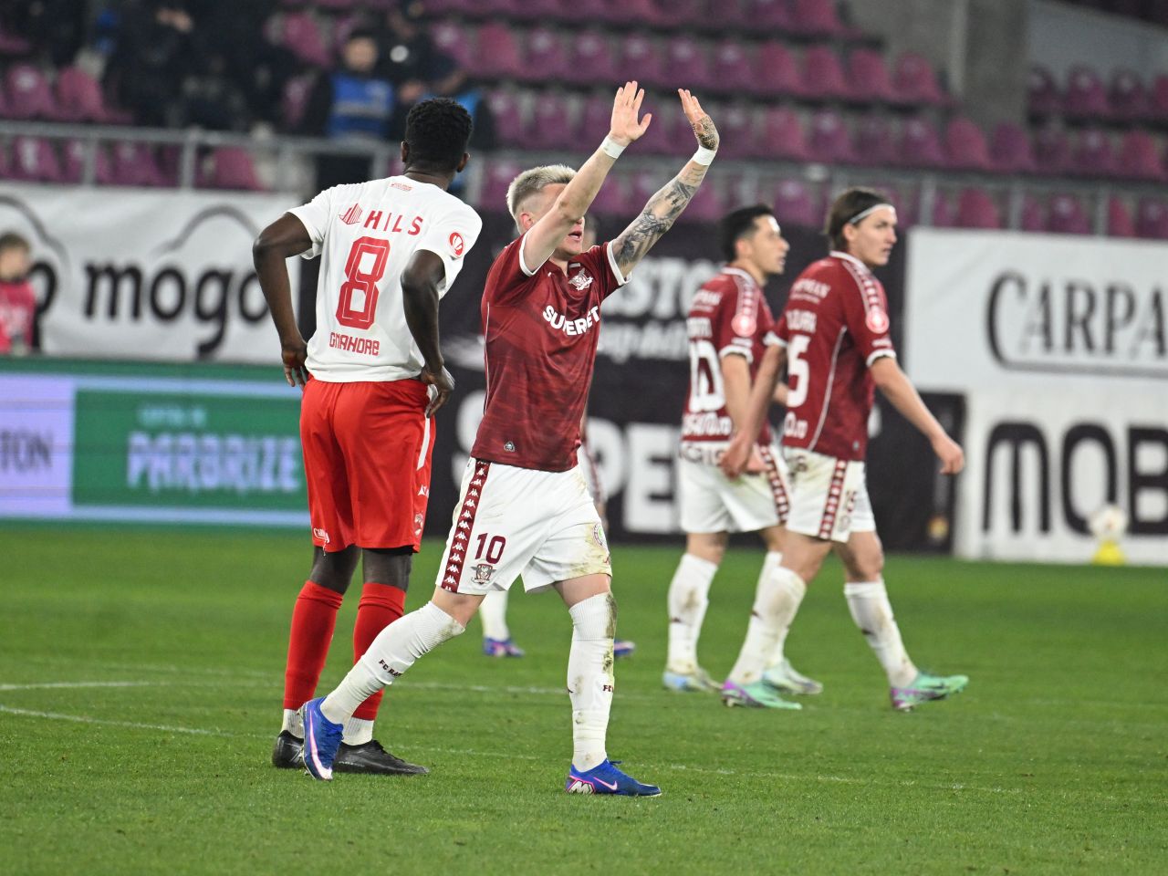 S-a schimbat liderul în Superligă! Cum arată play-off-ul după Rapid -2