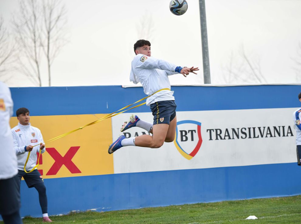 Au început pregătirile pentru ”bătălia” cu Kosovo! România U21, meci DECISIV vineri la Priștina, LIVE pe VOYO și Pro Arena