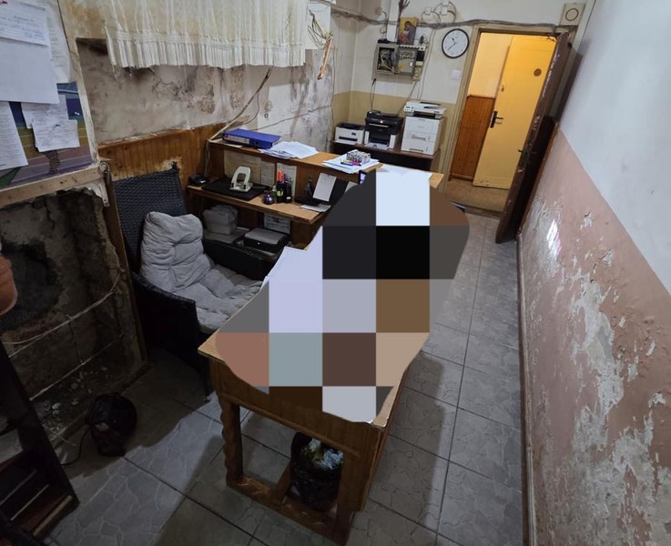 Polițiștii de la Arestul Capitalei au condiții mai proaste decât infractorii, susține Sindicatul Europol: „Mucegai, umiditate, ploșnițe”