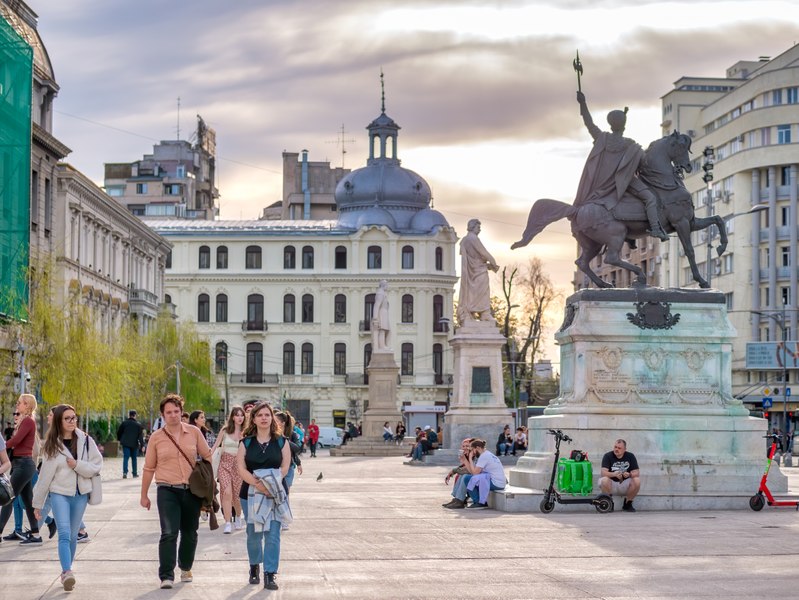 Românii ar putea avea încă un liber legal pe an. Ce importanță majoră în istoria României are ziua pentru care s-a depus proiect de lege